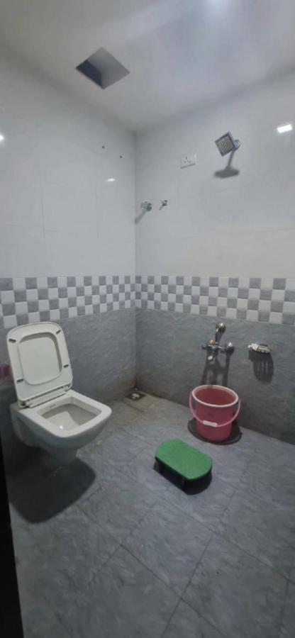 Hotel Jay Bhawani Ahmedabad Ngoại thất bức ảnh